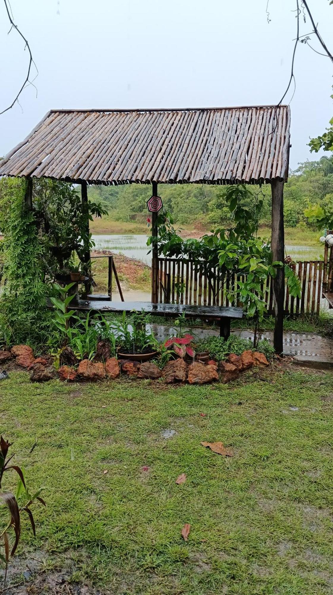 Eco Hostel Lunar Соре Екстер'єр фото